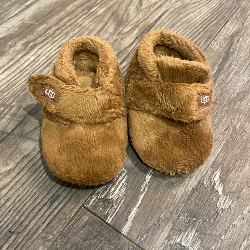 Ugg baby slippers